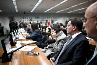 CCJ analisa suspensão de processo do STF contra Ramagem
