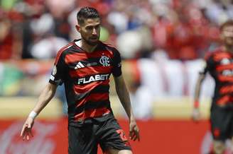 Jorginho só jogou pelo Flamengo no Mundial de Clubes, nos Estados Unidos-