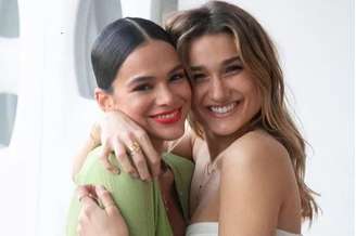 Bruna Marquezine e Sasha Meneghel