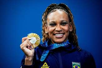 Medalhista de ouro em Paris, Rebeca Andrade é atleta do Clube de Regatas do Flamengo