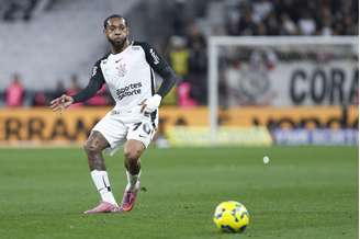 Martínez em ação pelo Corinthians 