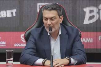 Executivo de futebol Rui Costa foi o principal alvo dos protestos –