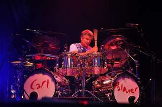Carl Palmer, do Emerson Lake & Palmer, fará show no Brasil