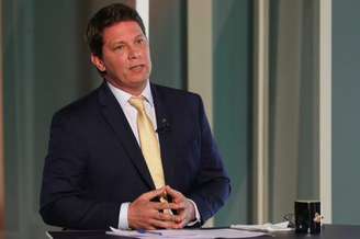 Frias já foi internado anteriormente com problemas na circulação sanguínea.