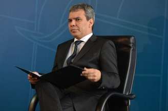 Ministro da Justiça afirma ser obrigação do governo prestar todos os esclarecimentos