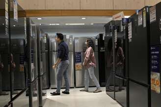 O desconto é aplicado diretamente na compra. Em alguns casos, pode chegar a cerca de 10%