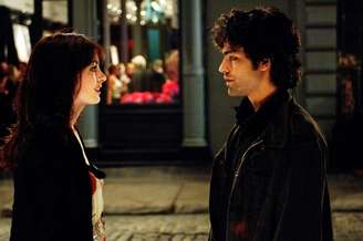 Adrian Grenier interpretou Nate, namorado de Andy (Anne Hathaway), em O Diabo Veste Prada (2006), mas não retorna para sequência