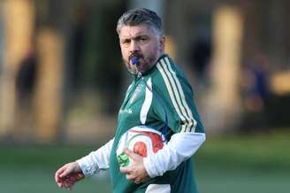 Gattuso estava sem clube desde que deixou a seleção italiana, em abril –