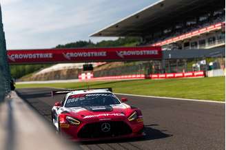 Mercedes #17 durante os treinos livres em Spa-Francorchamps