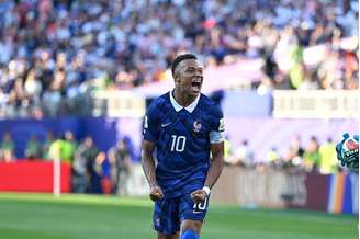 Brigando pela artilharia da Copa, Mbappé busca seu 8º gol na competição diante do Marrocos.