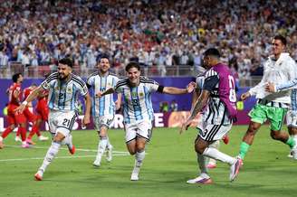 Argentina enfrenta a Inglaterra nesta quinta-feira (15) pelas semifinais da Copa do Mundo –