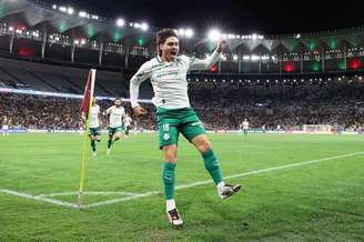 Mauricio fez o segundo gol do Palmeiras, mas equipe levou a virada do Fluminense no Maracanã –