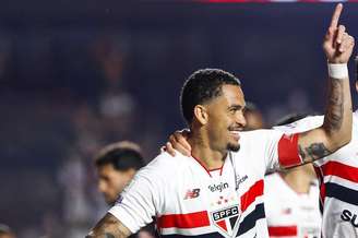 Luciano anotou o segundo do São Paulo –