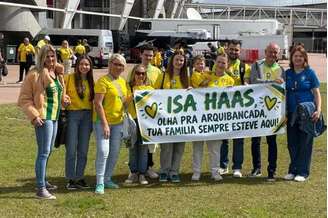 Familiares de Isa Haas saíram de Montenegro rumo a Porto Alegre para acompanhar e torcer pela zagueira.