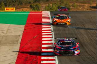 Max Verstappen no Autódromo Internacional do Algarve