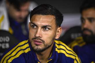Leandro Paredes, do Boca Juniors, faz tratamento que usa o próprio sangue para tentar enfrentar o Vasco