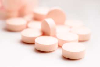Especialistas descobriram que quem tomava uma aspirina diariamente tinham 16% menos risco de morrer de câncer