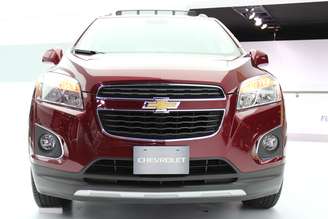 A General Motors (GM) estuda a estratégia para trazer o utilitário esportivo (SUV) de pequeno porte Trax para o Brasil