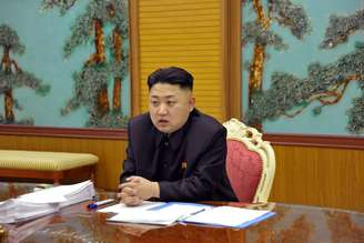 Kim Jong-un se reunirá com oficiais de defesa e segurança em data ainda definida para tratar da "grave situação criada"
