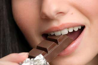 Com substâncias que ajudam no bom funcionamento do organismo, o consumo de chocolate é um aliado da saúde