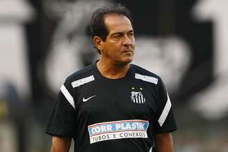 <p>Muricy Ramalho vê pressão por melhores resultados no comando do Santos</p>