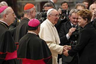 <p>Dilma e comitiva foram ao Vaticano para a missa inaugural do papa Francisco</p>