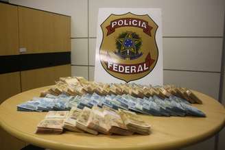 A Polícia Federal apreendeu mais de R$ 500 mil na Operação Concutare