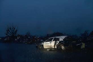 <p>Área atingida por tornado agora registra chuvas intensas</p>