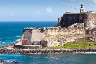 Parte mais antiga da cidade de San Juan, fundada no começo do século 16 pelos espanhóis, o distrito de Viejo San Juan é parada obrigatória para qualquer pessoa que visite a capital de Porto Rico