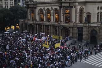 <p>Manifestação parou o centro de São Paulo nesta quinta-feira</p>
