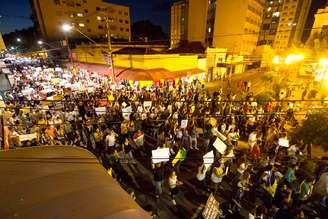 <p>Jovem foi atropelado enquanto protestava pelas ruas na noite de quinta-feira</p>