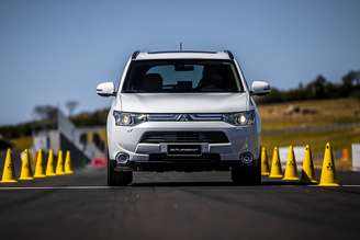 <p>Mitsubishi All New Outlander chega às lojas da marca em setembro</p>