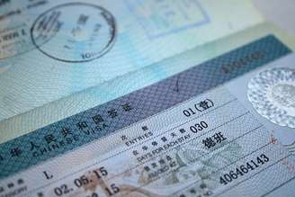 Nova regulamentação aumenta de oito para 12 o número de tipos de vistos para a China