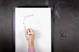 Listar sonhos e desejos e deixar de lado as frustrações é segredo para conquistar o que quer no próximo ano