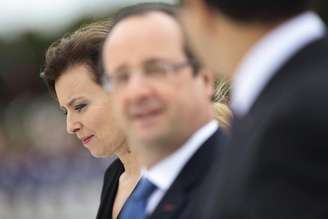 <p>Valerie Trierweiler, companheira do presidente francês François Hollande, foi hospitalizada em Paris após revelações sobre um affaire entre Hollande e uma atriz</p>