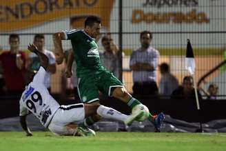 <p>Reforço para 2014, zagueiro Lúcio fez primeiro jogo com Palmeiras</p>