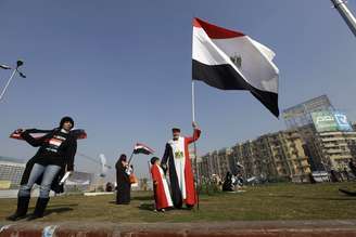 Após ser símbolo de protestos, Praça Tahrir reflete volta dos militares ao poder
