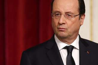 <p>Presidente francês, François Hollande, disse que cúpula UE-Rússia não poderá acontecer pelas condições na Ucrânia</p>