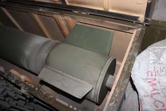 <p style="margin: 0cm 0cm 13.5pt; line-height: 13.5pt; background-position: initial initial; background-repeat: initial initial;"><span style="font-size: 9pt; font-family: Verdana, sans-serif; color: rgb(51, 51, 51); background-position: initial initial; background-repeat: initial initial;">Foto divulgada pelo exército israelense mostra míssel encontrado em navio interceptado no Mar Vermelho<o:p></o:p></span></p>