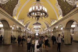 <p>O metrô de Moscou chama atenção por sua rica arquitetura</p>
