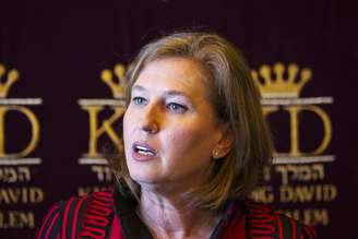 <p>Tzipi Livni declarou ao programa <em>Meet the Press</em> do <em>Channel Two </em>que os Estados Unidos deveriam diminuir intervenção no processo de paz do Oriente Médio, deixando que Israel e palestinos negociassem diretamente</p>