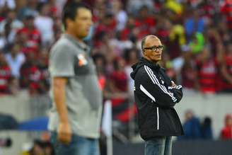 <p>Clássico no Estádio do Maracanã colocou frente a frente técnicos Adílso Batista (Vasco) e Jayme de Almeida (Flamengo)</p>