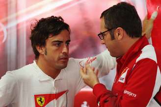 <p>Fernando Alonso e Stefano Domenicali trabalharam juntos desde que o espanhol chegou à Ferrari, em 2010</p>