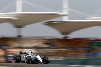Felipe Massa terminou o primeiro dia de treinos na China com o sexto melhor tempo