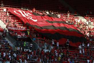 Público em Flamengo x Goiás no Mané Garrincha foi decepcionante se for levado em conta a média dos 3 primeiros jogos 