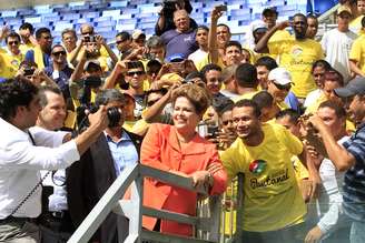 Dilma Rousseff faz visita à Arena Pantanal