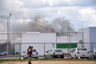 <p>Rebelião no presídio de Eunápolis deixou ao menos seis mortos e vários feridos</p>