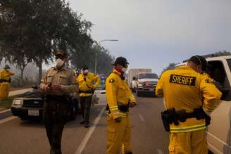 Os bombeiros concentram seus esforços na região de San Marcos, a cerca de 60 km ao norte da cidade de San Diego