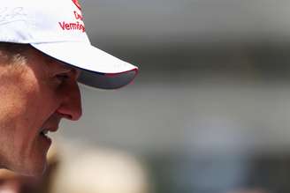<p>Michael Schumacher estava em coma desde o dia 29 de dezembro; recuperação acontecerá longe dos olhos do público</p>