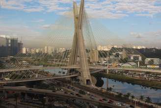 <p>Com greve no metrô e CET, SP tem trânsito acima da média</p>